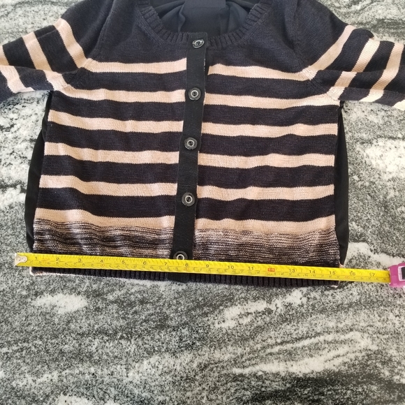 Antropologie Moth Cardigan with Silky Reverse - Picture 4 of 7